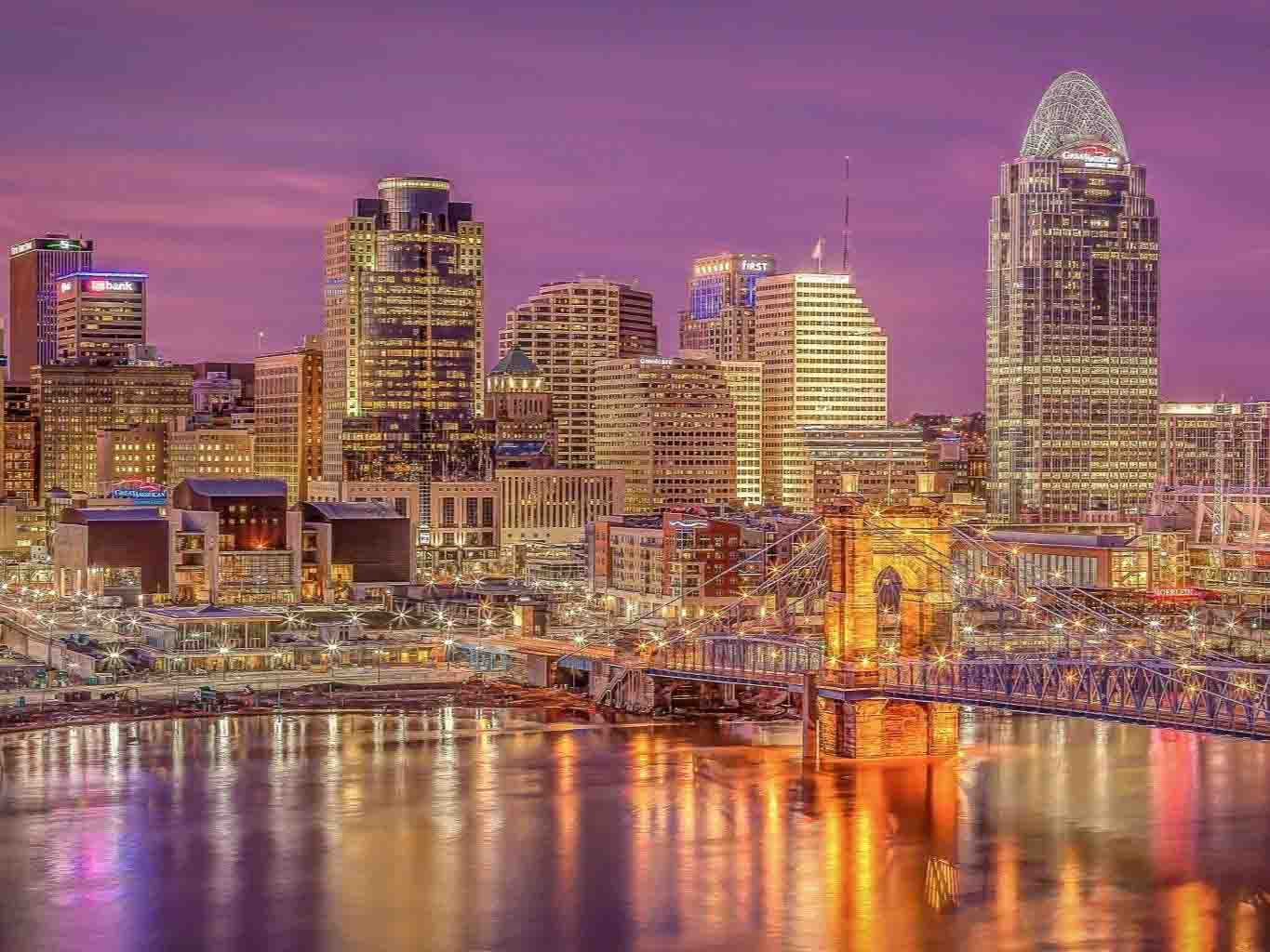 Cincinnati, Ohio Cincinnati (/ËŒsɪnsɪˈnæti/ SIN-sih-NAT-ee or sin-sih-NAT-ee) is a city in the U.S. state of Ohio and is the government seat of Hamilt...